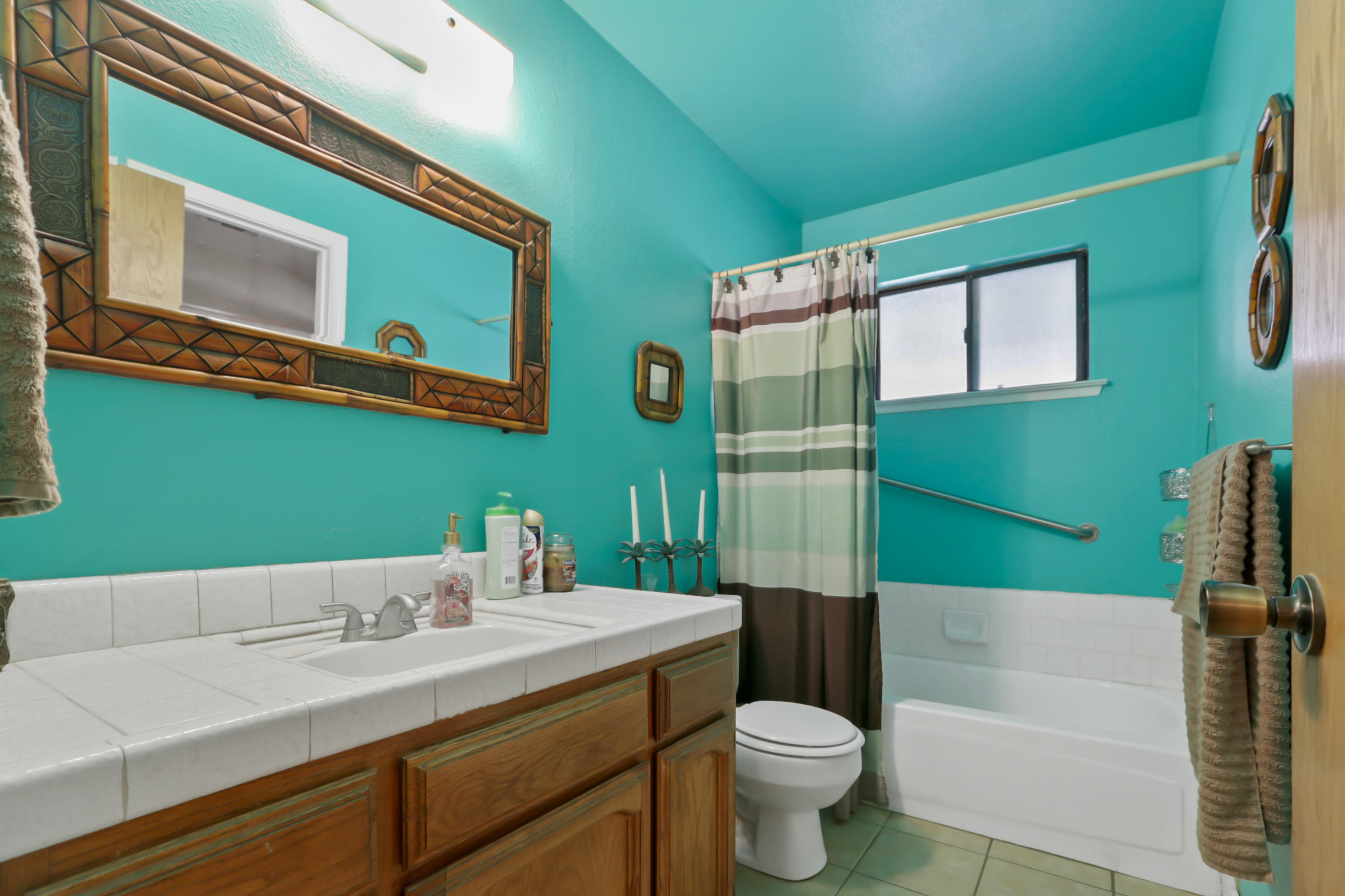 2171 North Belmont Road, Unit A Exeter, CA 93221 - Photo 13 of 32 2H1A7972