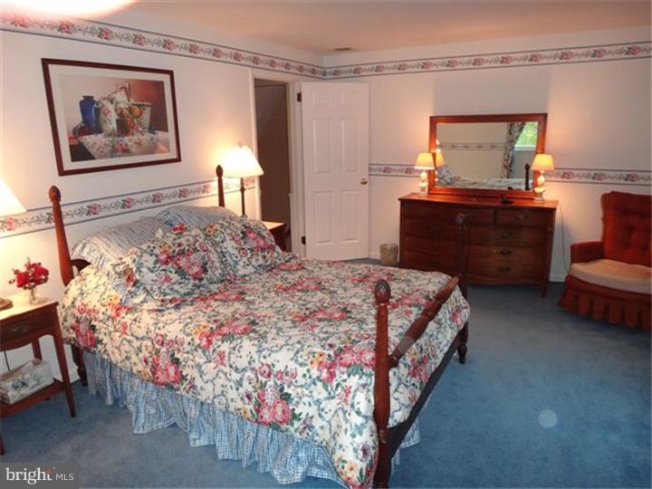 121 Deerfield Road Broomall, PA 19008 - Photo 18 of 25 Gallery Image 18