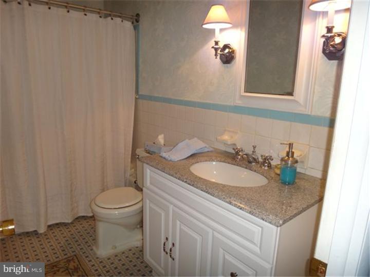 121 Deerfield Road Broomall, PA 19008 - Photo 25 of 25 Gallery Image 25