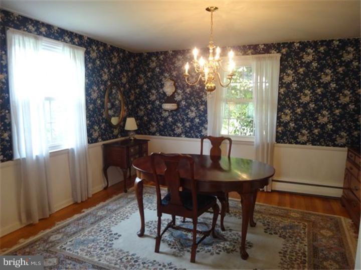 121 Deerfield Road Broomall, PA 19008 - Photo 8 of 25 Gallery Image 8
