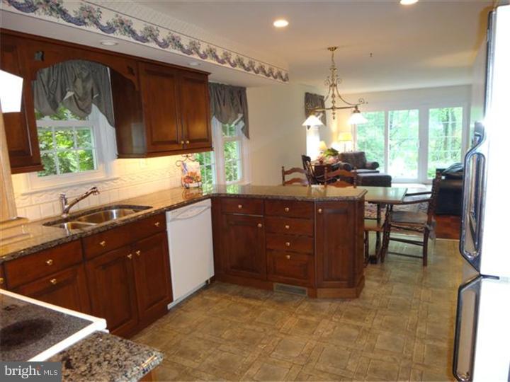 121 Deerfield Road Broomall, PA 19008 - Photo 10 of 25 Gallery Image 10