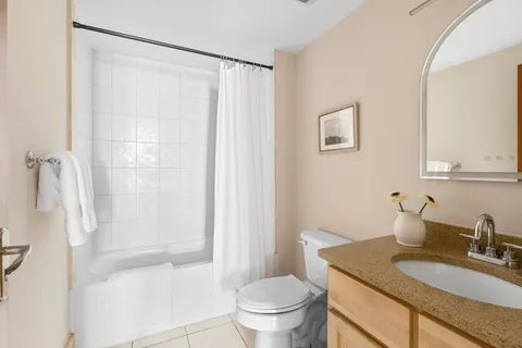 $699,000 | 2440 Massachusetts Avenue, Unit 3, Cambridge, MA 02140
