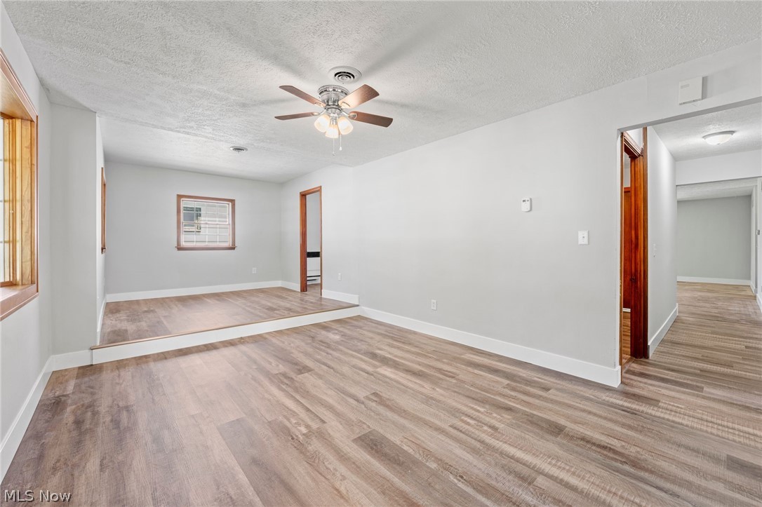 4915 Forest Road Mentor, OH 44060 - Photo 12 of 28