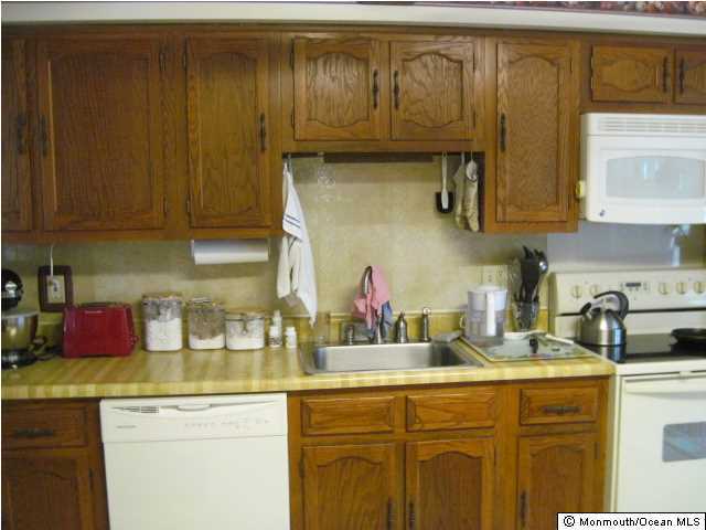 63 Sunset Road Whiting, NJ 08759 - Photo 11 of 23 Additional Photo
