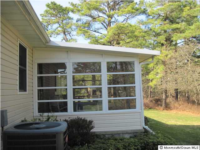 63 Sunset Road Whiting, NJ 08759 - Photo 4 of 23 Additional Photo