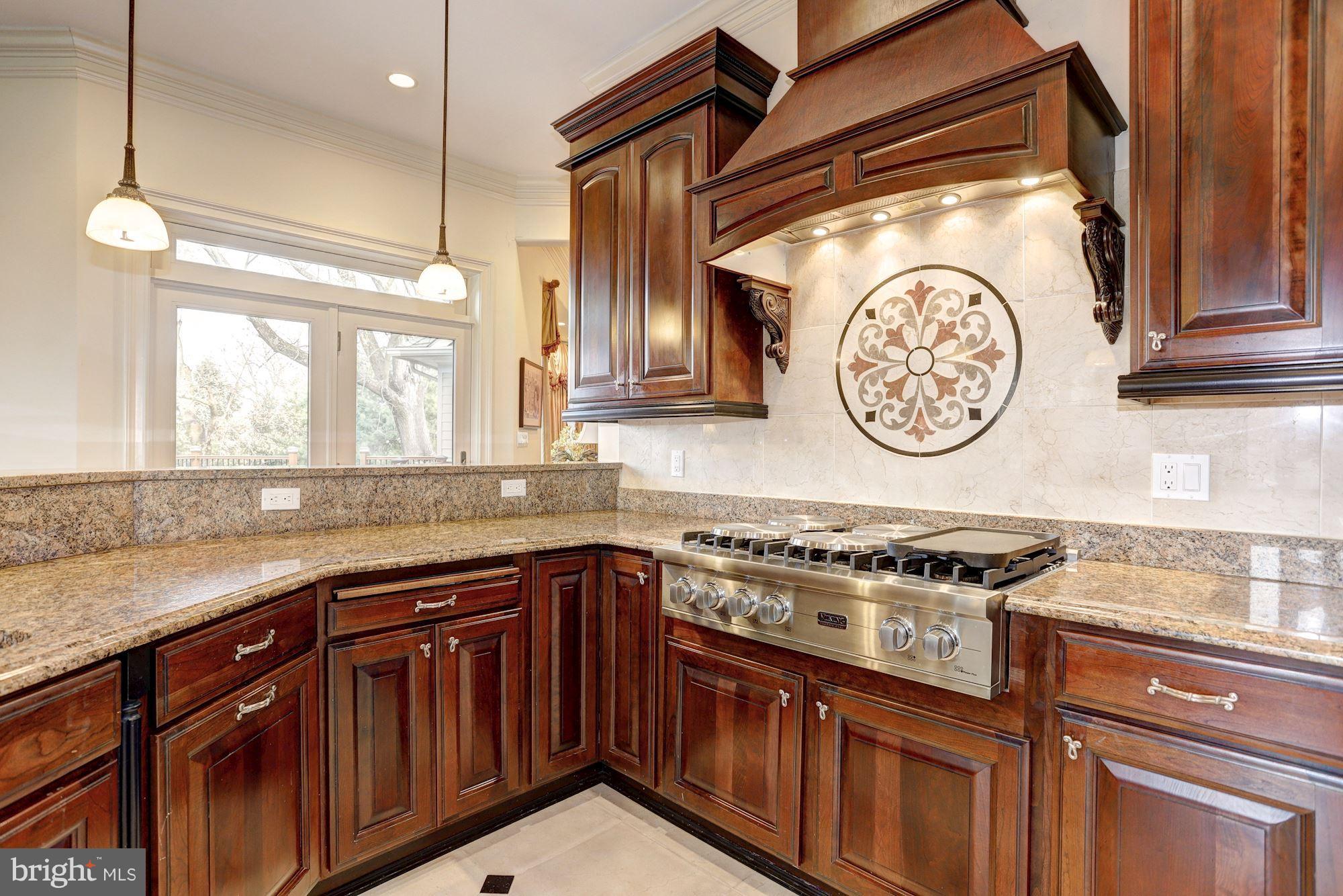 12574 Hall Shop Road Fulton, MD 20759 - Photo 7 of 30 Chef's Kitchen