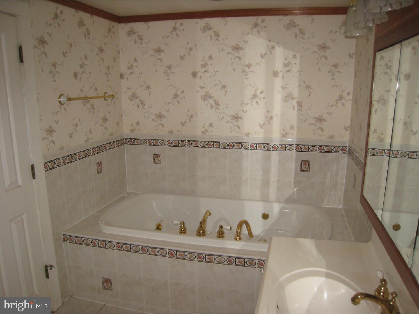 574 Village Road West Princeton Junction, NJ 08550 - Photo 8 of 15