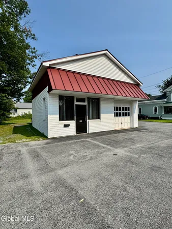 $160,000 | 260 Broadway, Fort Edward, NY 12828