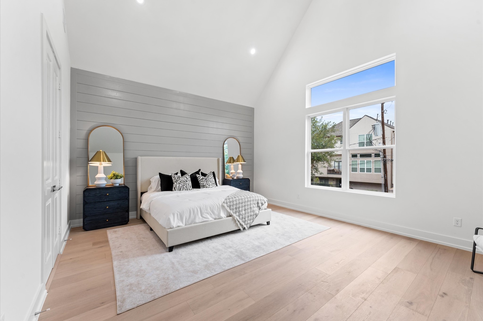 4403 Feagan Street Houston, TX 77007 - Photo 23 of 40 a living room with a bed furniture and a window