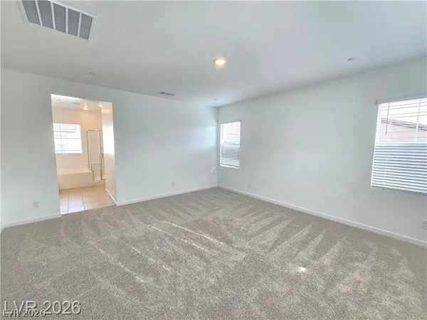 $3,000 | 530 Preston Crst Street, Henderson, NV 89011