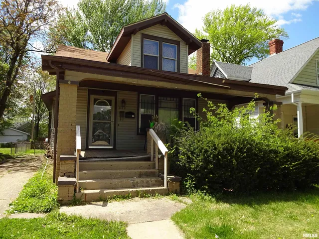 $98,500 | 1129 South Spring Street, Springfield, IL 62704