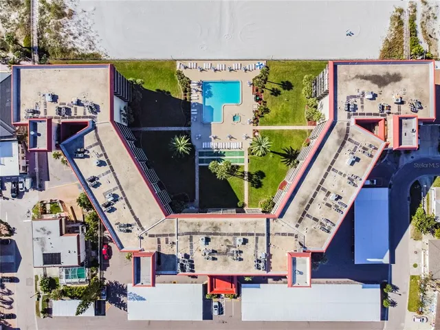 $4,500 | 18304 Gulf Boulevard, Unit 504, Redington Shores, FL 33708