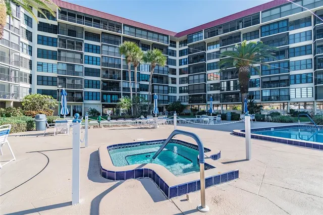 $4,500 | 18304 Gulf Boulevard, Unit 504, Redington Shores, FL 33708