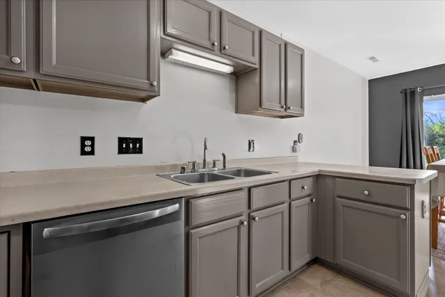 $265,000 | 3482 West Sycamore Street, Franklin, WI 53132