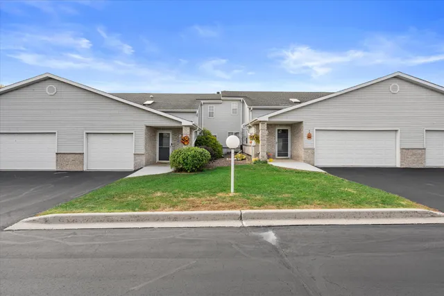 $265,000 | 3482 West Sycamore Street, Franklin, WI 53132