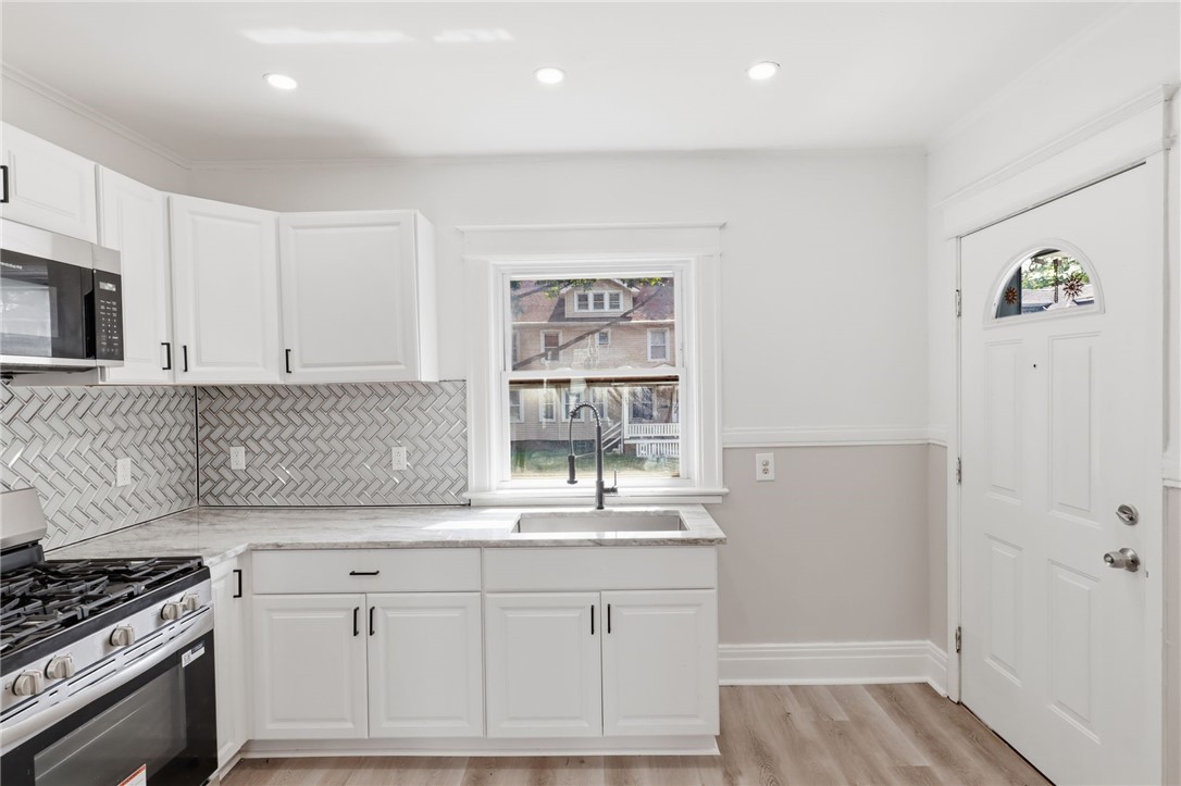 133 Parkside Avenue Rochester, NY 14609 - Photo 11 of 29