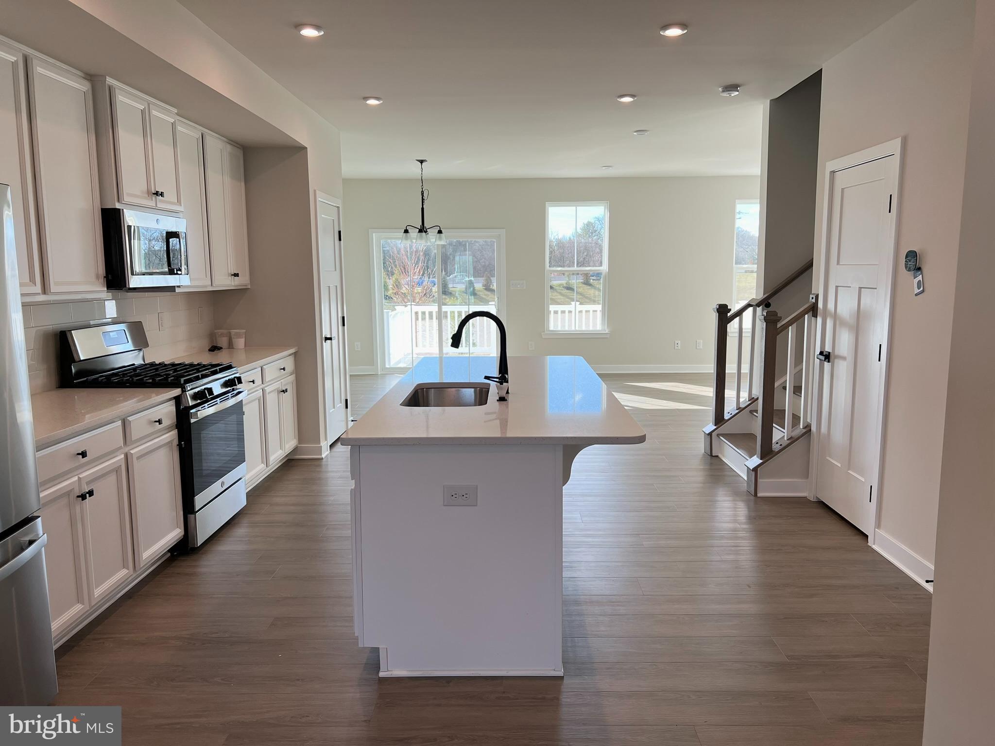 16 Cinnamon Ln Mount Mount Laurel, NJ 08054 - Photo 6 of 29