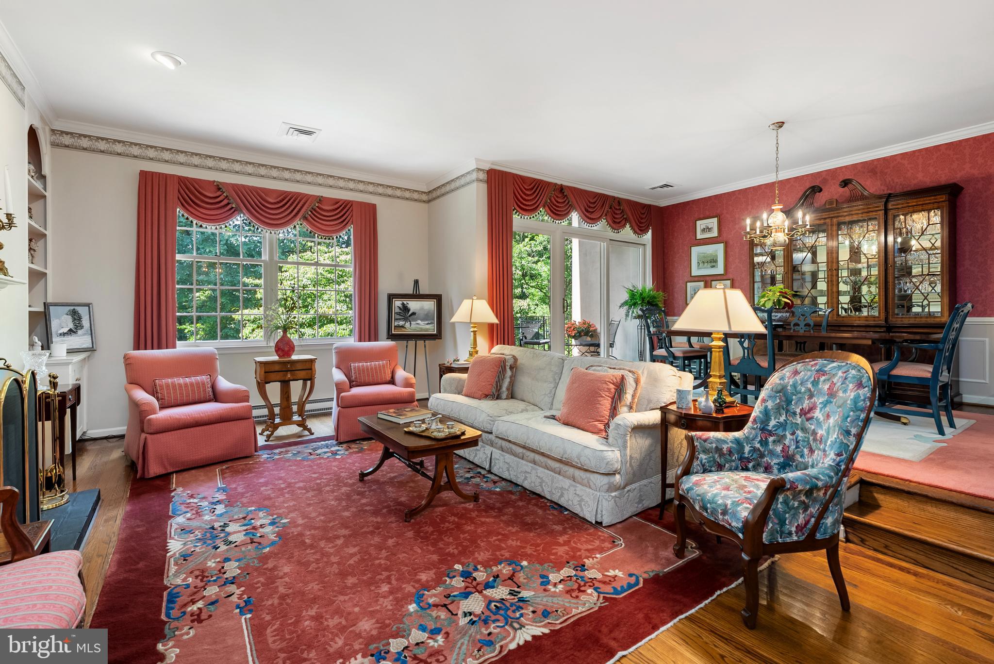 8001 Strauff Road, Unit 19 Baltimore, MD 21204 - Photo 11 of 54 Living Room