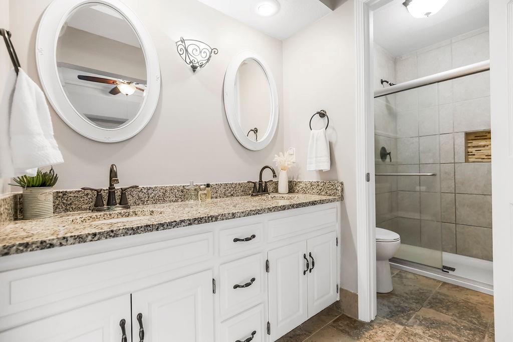 514 Southwest Raintree Drive Lee's Summit, MO 64082 - Photo 17 of 41