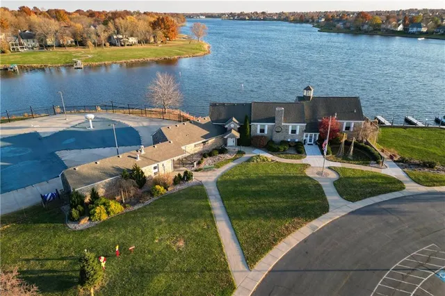 $360,000 | 514 Southwest Raintree Drive, Lee's Summit, MO 64082