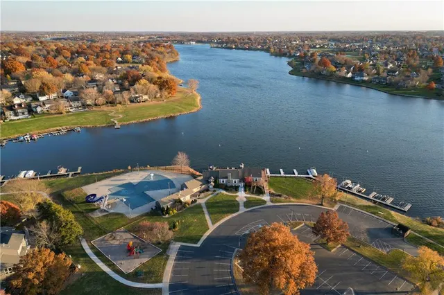 $360,000 | 514 Southwest Raintree Drive, Lee's Summit, MO 64082