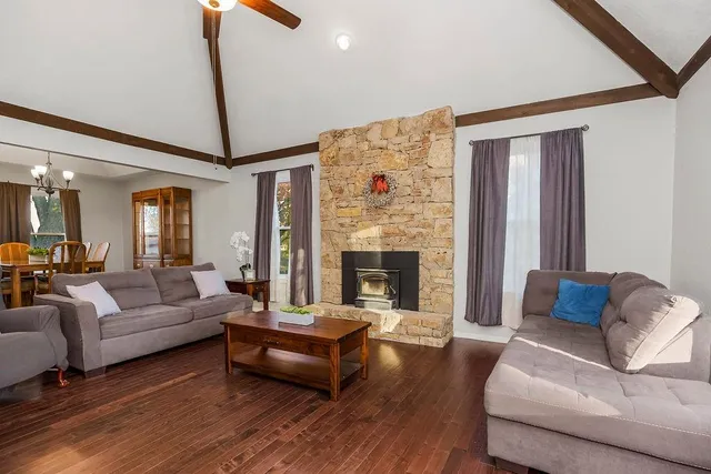 $360,000 | 514 Southwest Raintree Drive, Lee's Summit, MO 64082