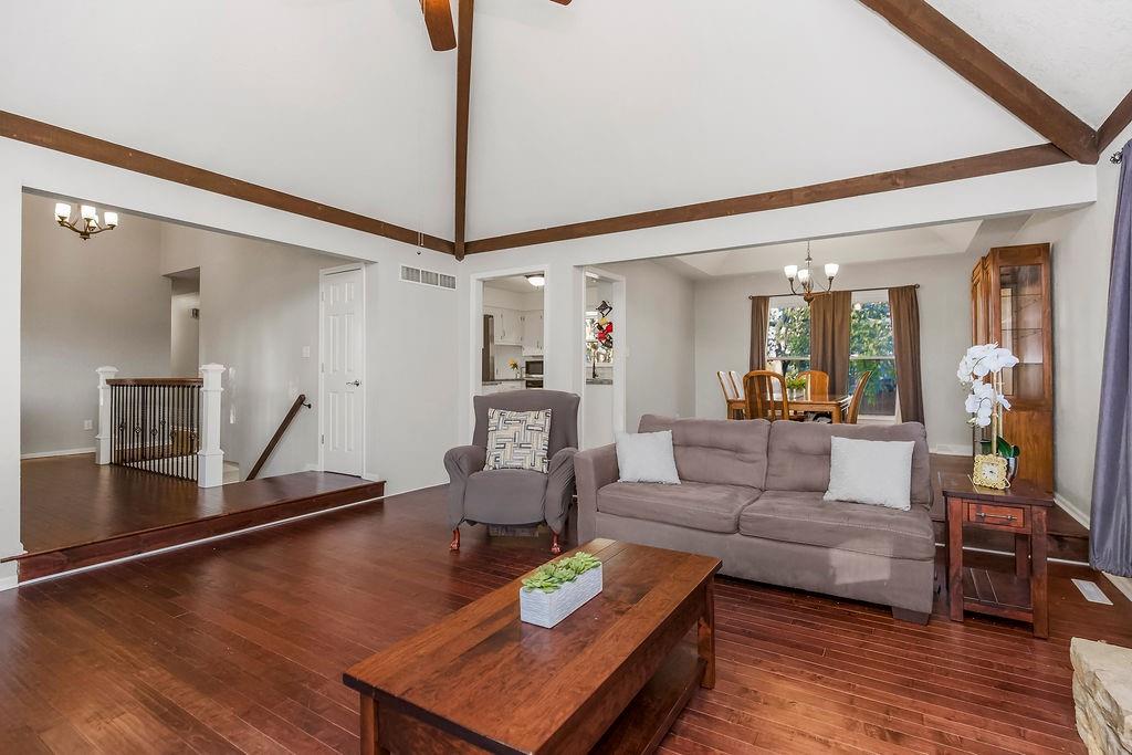 514 Southwest Raintree Drive Lee's Summit, MO 64082 - Photo 6 of 41