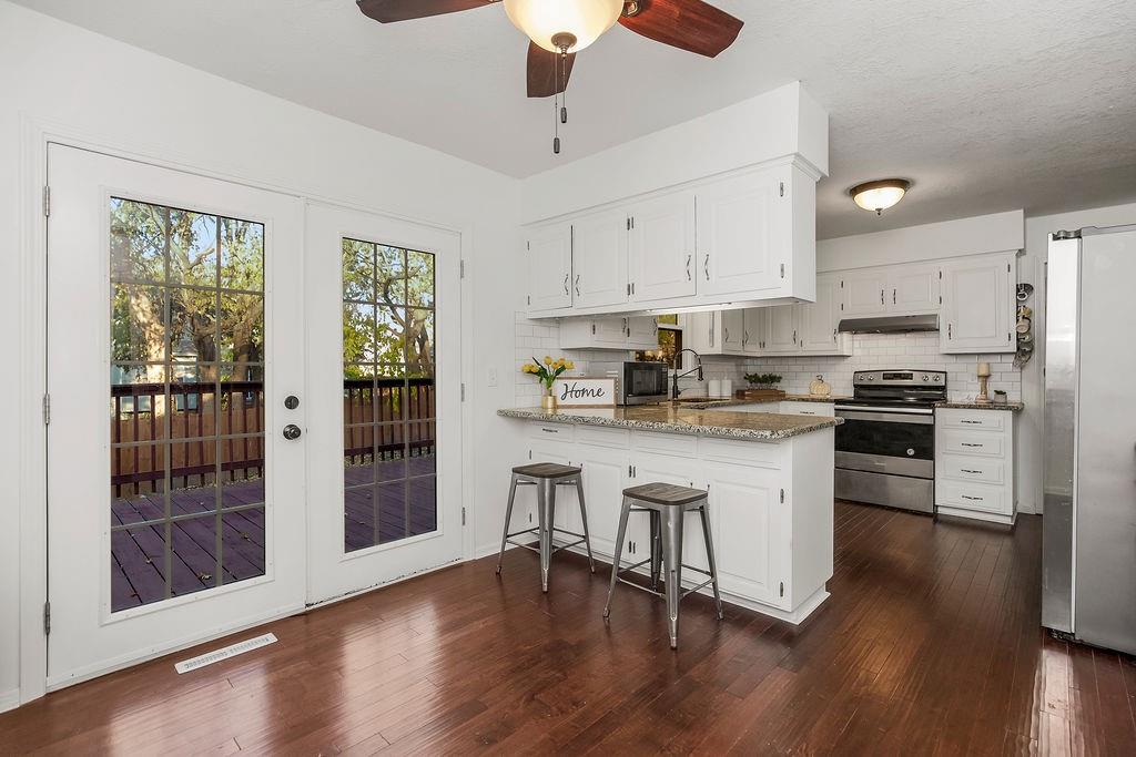 514 Southwest Raintree Drive Lee's Summit, MO 64082 - Photo 8 of 41