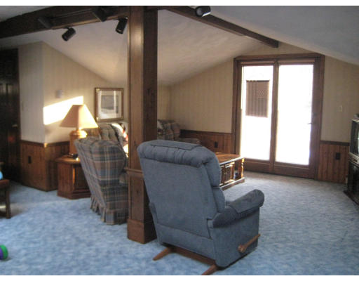 192 Harrington Road Waltham, MA 02452 - Photo 7 of 16 Gallery Image 7