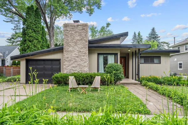 $750,000 | 620 Oak Street West, Stillwater, MN 55082