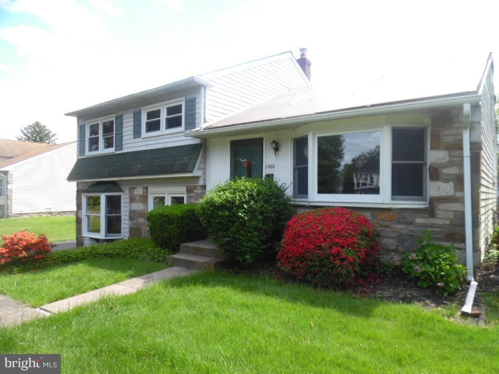 1002 Riviera Road Warminster, PA 18974 - Photo 23 of 26