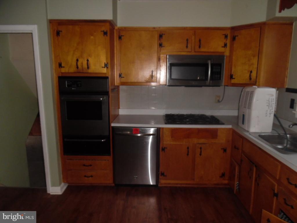 1002 Riviera Road Warminster, PA 18974 - Photo 9 of 26