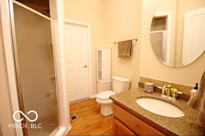 10526 Proposal Pointe Way Fishers, IN 46040 - Photo 14 of 24