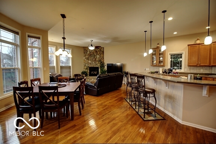 10526 Proposal Pointe Way Fishers, IN 46040 - Photo 5 of 24