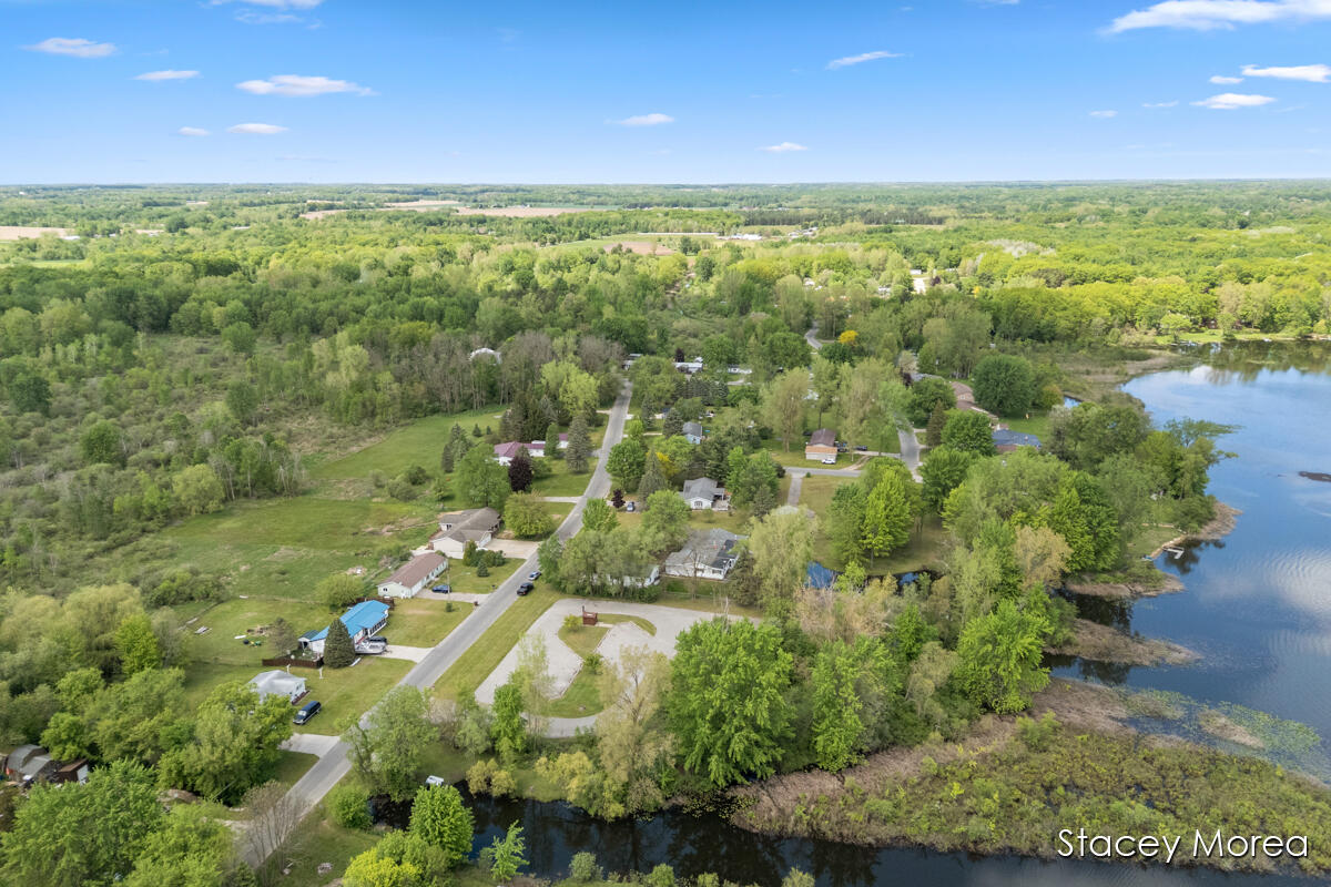 1910 Waterview Way Crystal, MI 48818 - Photo 32 of 33 IMG_1035