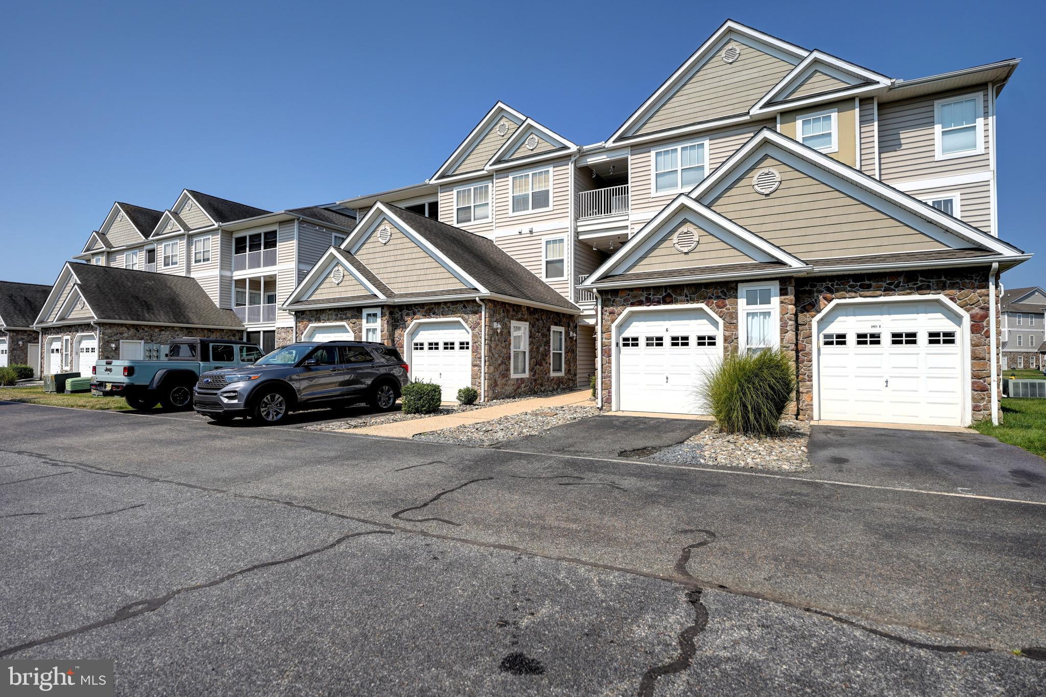 2901 South Heather Dr Unit D  