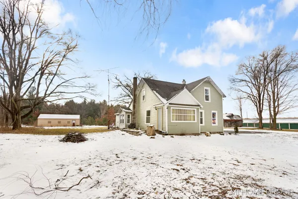 $269,000 | 20449 West Howard City-Edmore, Howard City, MI 49329
