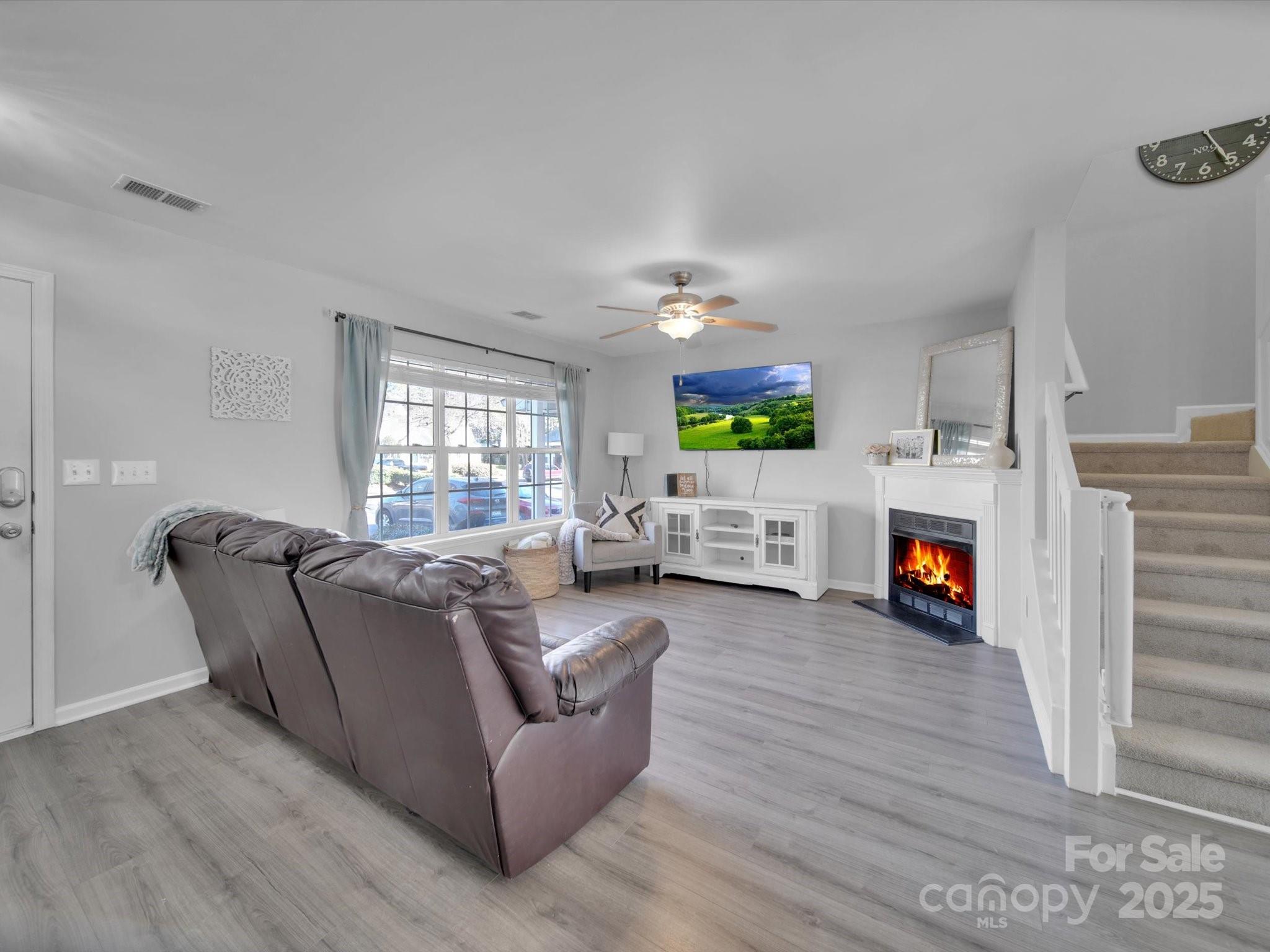 224 Butler Place Fort Mill, SC 29715 - Photo 4 of 29 Gallery Image 4