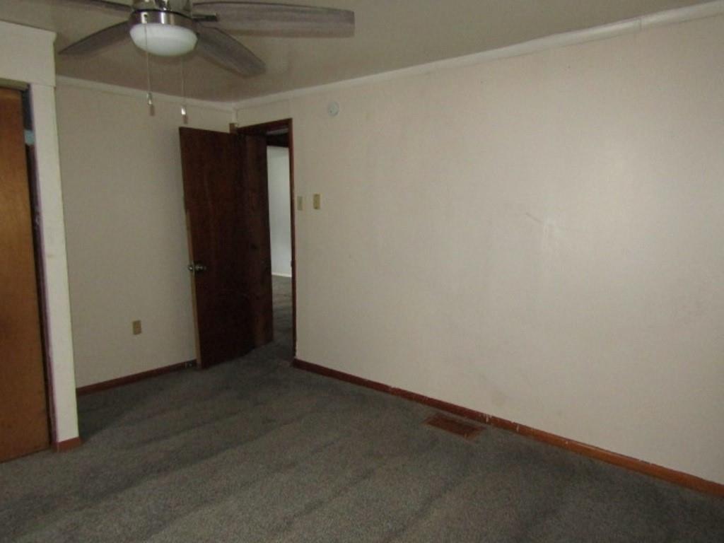 247 Conson Road Pittsburgh, PA 15227 - Photo 25 of 27 a view of an empty room