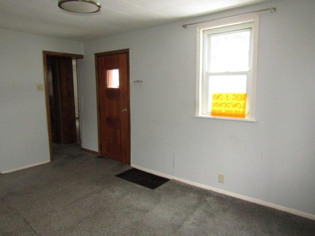 247 Conson Road Pittsburgh, PA 15227 - Photo 8 of 27 an empty room with windows and closet