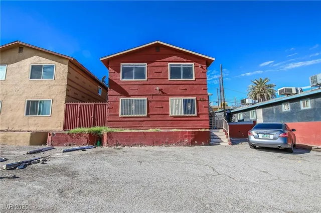 $1,100 | 375 North 15th Street, Unit 1, Las Vegas, NV 89101