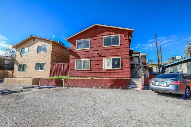 $1,100 | 375 North 15th Street, Unit 1, Las Vegas, NV 89101