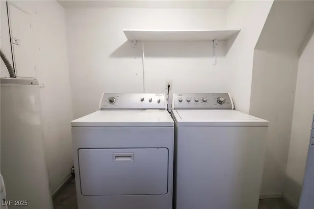 $1,100 | 375 North 15th Street, Unit 1, Las Vegas, NV 89101