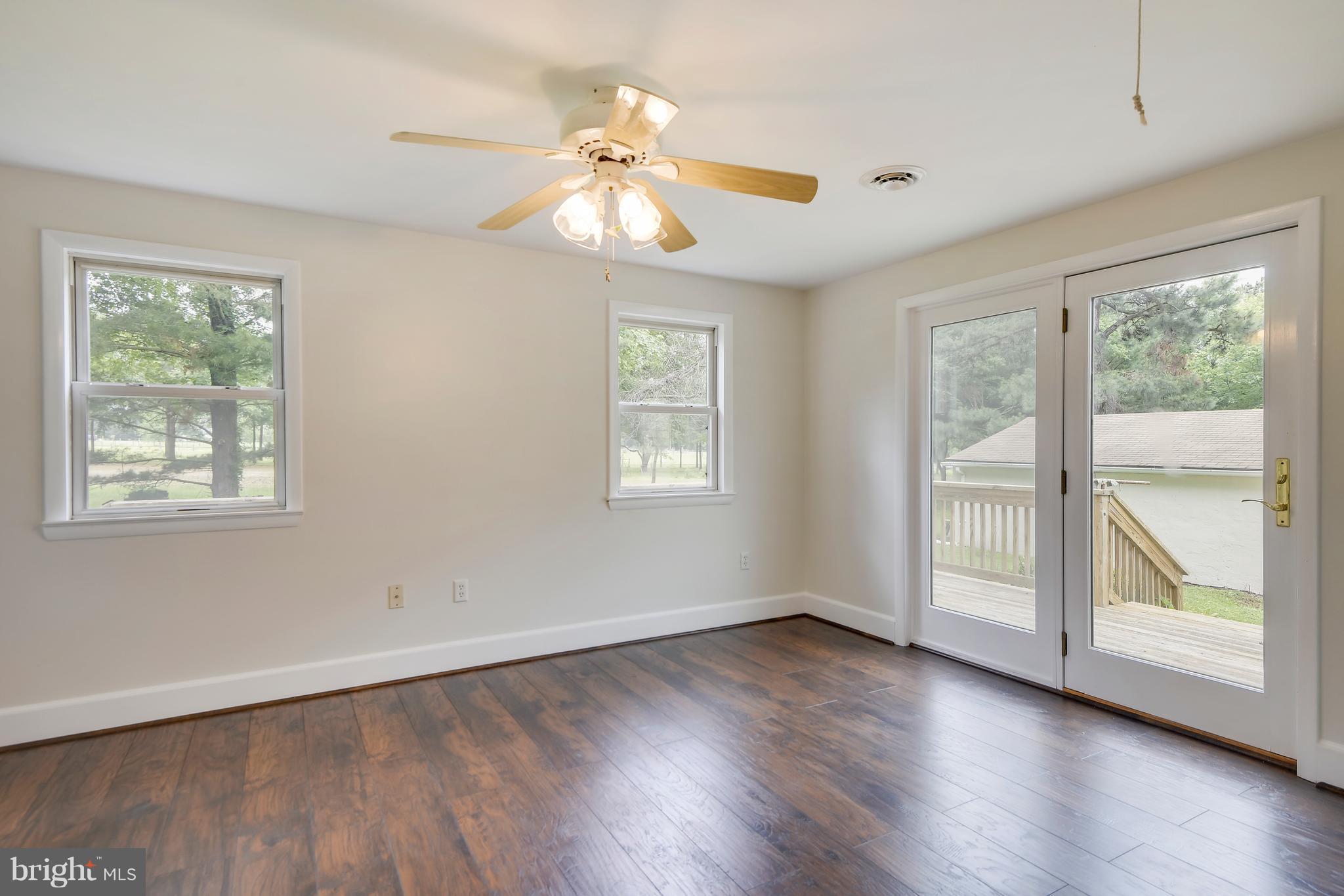 Sunroom Opens to Rear Deck