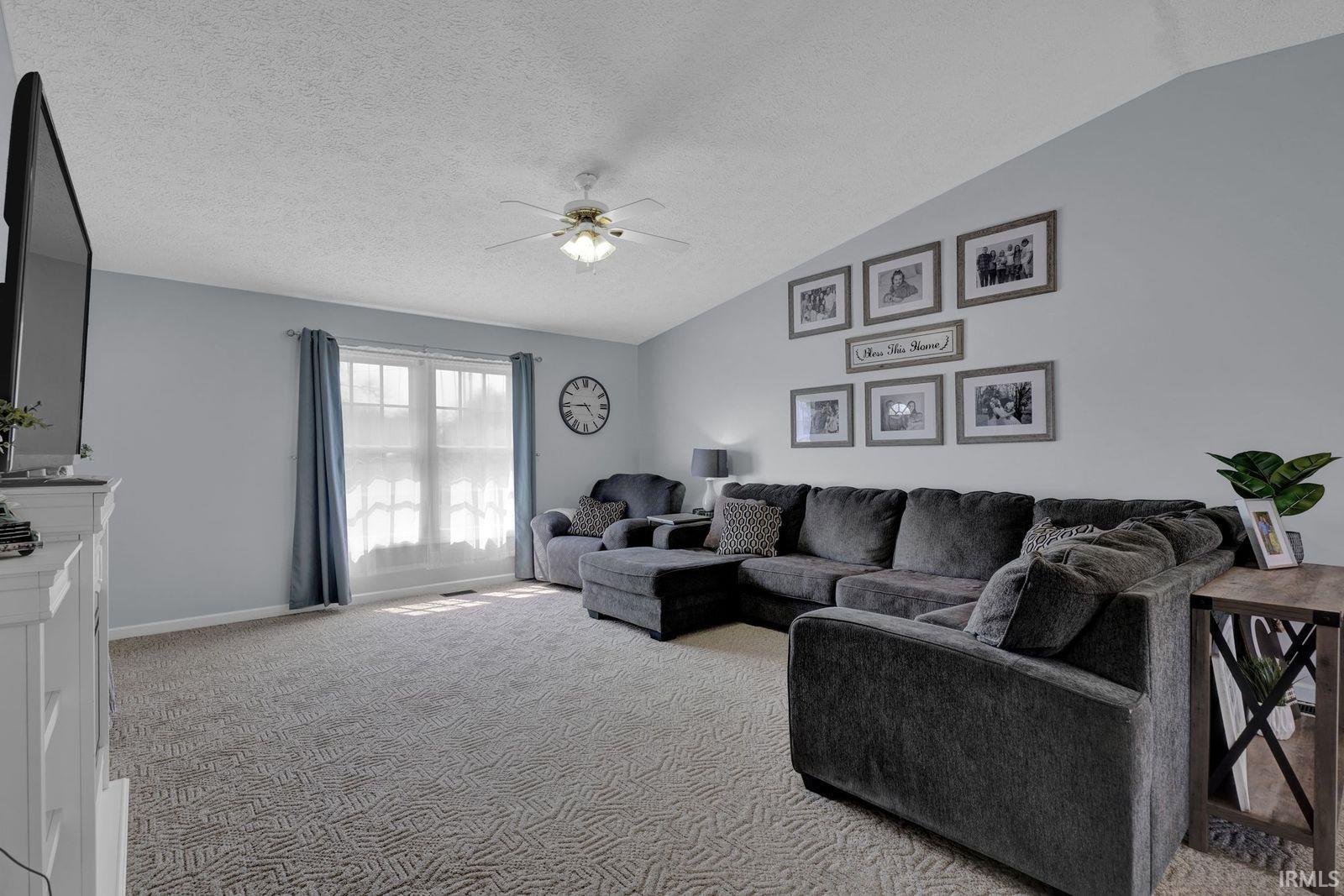 1099 Middle Leesville Road Bedford, IN 47421 - Photo 5 of 25