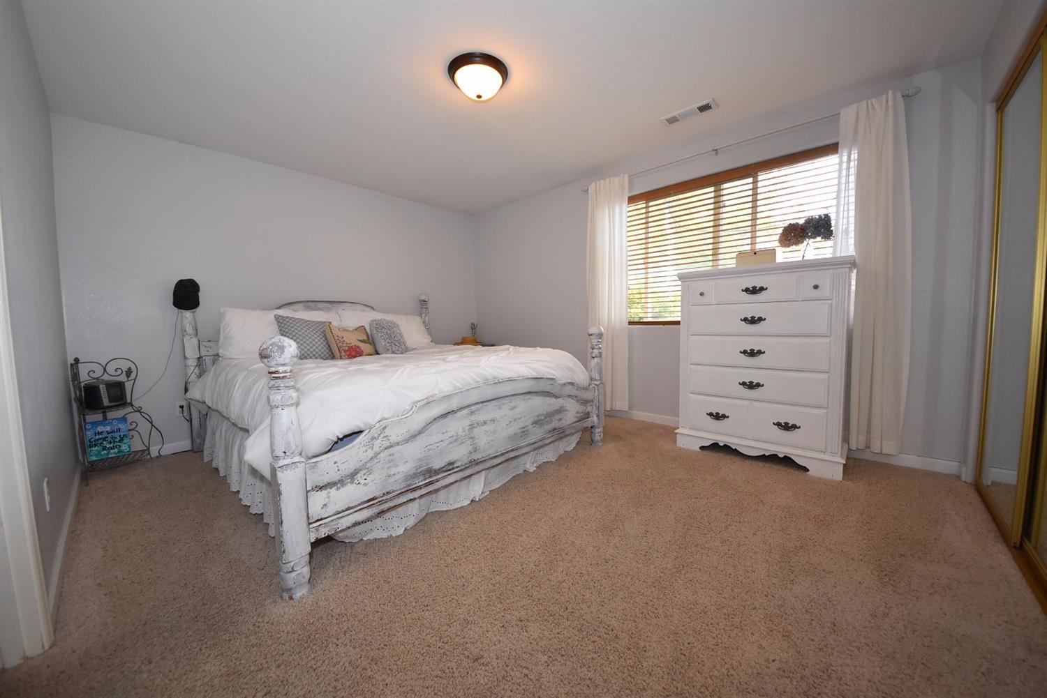 469 Mace Road Medford, OR 97501 - Photo 21 of 28 Additional Photo