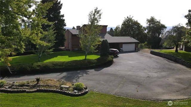 $675,000 | 14 Hahn Road, Omak, WA 98841