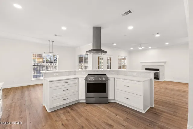 $699,900 | 7009 North Lagoon Drive, Unit 111, Panama City Beach, FL 32408