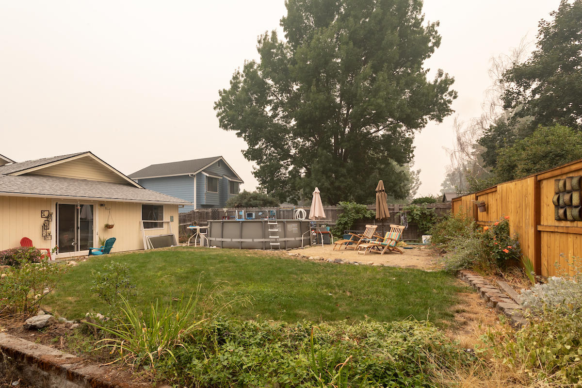 568 Daniel Street Central Point, OR 97502 - Photo 25 of 25 28