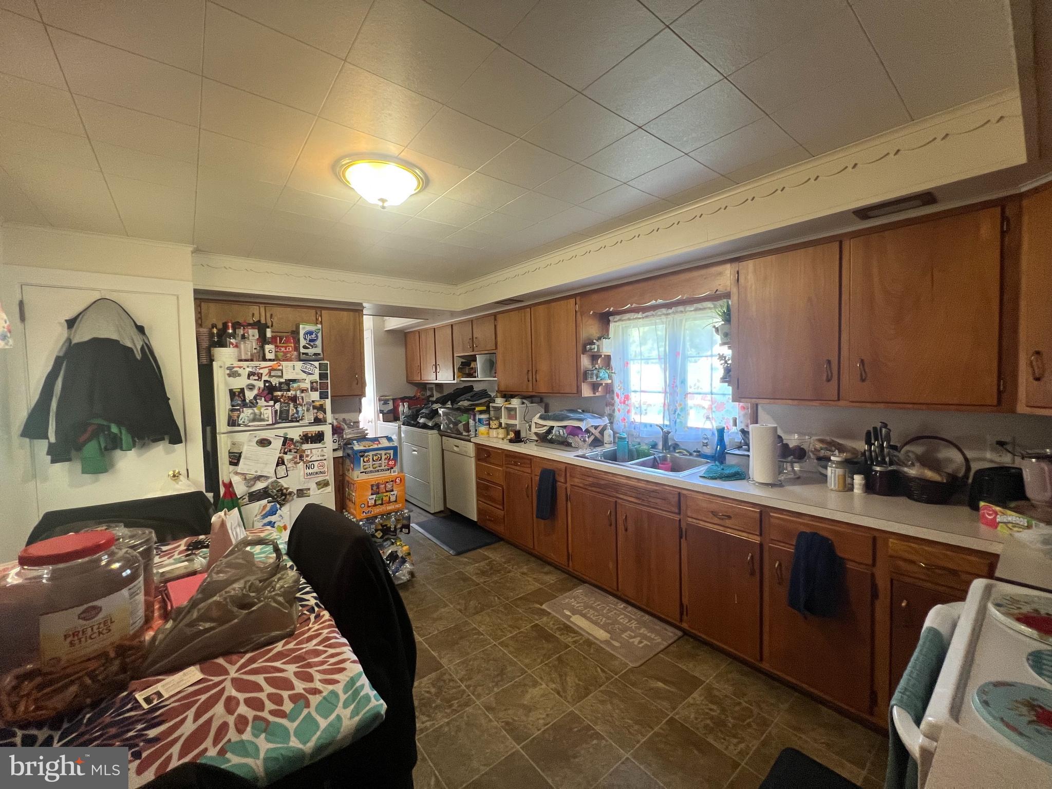 684 Bean Hill Road Lancaster, PA 17603 - Photo 3 of 11 Gallery Image 3